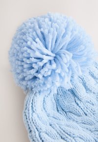 Non selezionato, blue cable