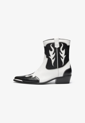 Cowboy-/Bikerstiefelette - white/black