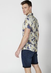 Koroshi SHORT SLEEVE - Krekls - verde green