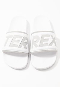 Adidas Performance Terrex Adilette Slides Chanclas De Bano Footware White Grey Two Blanco Zalando Es