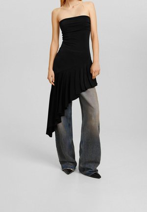 Cocktailkjole / festkjole - black