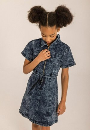 SHORT SLEEVE WITH COLLAR - Džinsinė suknelė - blue demin