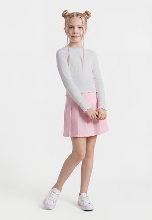 Top dugih rukava - white