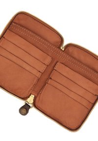 Portafoglio in pelle marrone con una cerniera dorata, dotato di più scomparti per carte e compartimenti, che mostra una superficie morbida e dettagli di cucitura.