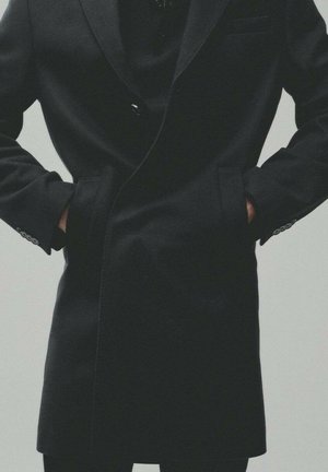 Classic coat - black
