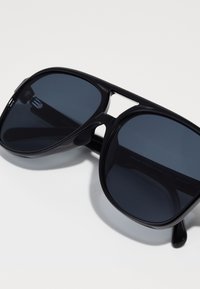 CHPO DALLAS UNISEX - Ochelari de soare - black