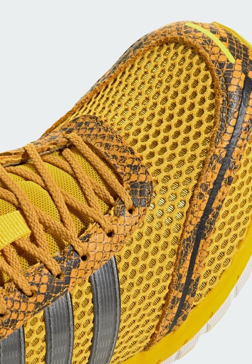 adidas ORIGINALS ADIZERO ADIOS OG SHOES - Trainers - utility yellow iron metallic core black — foto 6