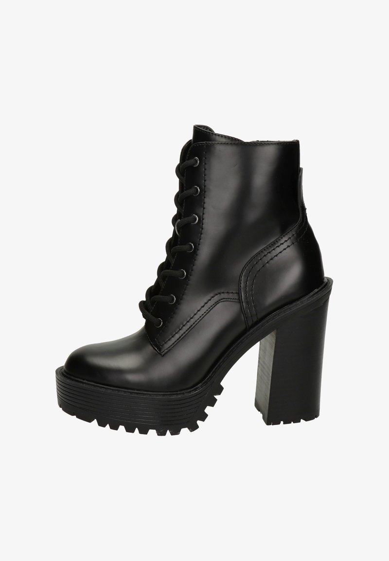 Stivale alla caviglia nero in pelle lucida, con tacco alto a blocco, chiusura con lacci e suola in gomma robusta con motivi di trazione.