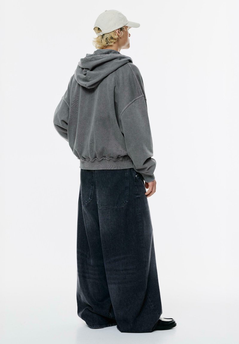 Pull, sweat, gilet fille et enfant Noir pas chers | La Halle