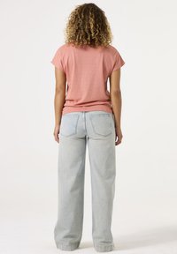 Garcia T-shirt basic - peach sorbet