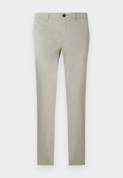 Lichtgrijze chino's van katoen met een gladde textuur, rechte pijpen, knoopsluiting en voorzakken.