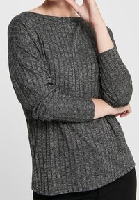 ONLY Strickpullover - mottled dark grey