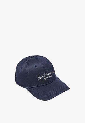 Marineblaue Baseballkappe mit weiß gesticktem "San Francisco EST 1994" auf der Vorderseite, ausgestattet mit gestickten Luftlöchern und gebogenem Schirm.