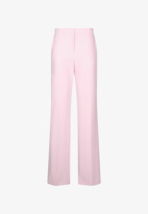 Světle růžové kalhoty s vysokým pasem, rovnými nohavicemi, předními záhyby a pasem s detaily postranní spony.