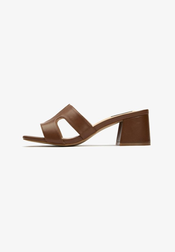 Heeled mules - tan