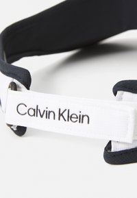 Calvin Klein Golf SALADO VISOR - Naģene - white