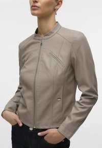 Vero Moda VMFAVODONA  - Giacca in similpelle - moon rock