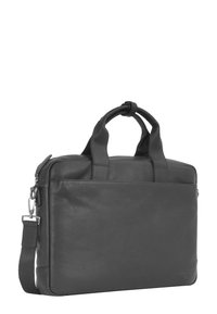 Bolsa de cuero negro para laptop con doble asa superior, correa para el hombro ajustable, forma rectangular, textura suave y un sutil detalle de marca.
