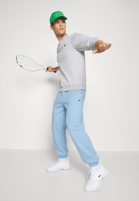 Lacoste Sport CLASSIC - Treningo apatinė dalis - blue