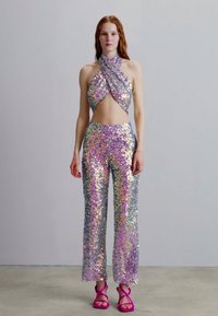 VACLAV IRRIDESCENT SEQUIN PANTS  - Παντελόνι - purple
