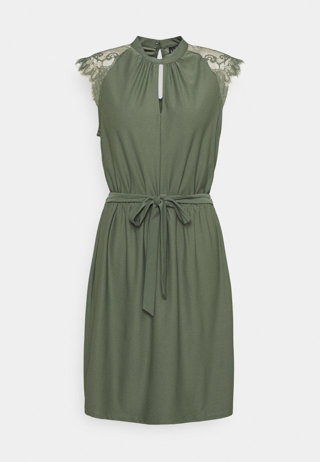 VMMILLA SHORT DRESS - Cocktailkleid/festliches Kleid - laurel wreath