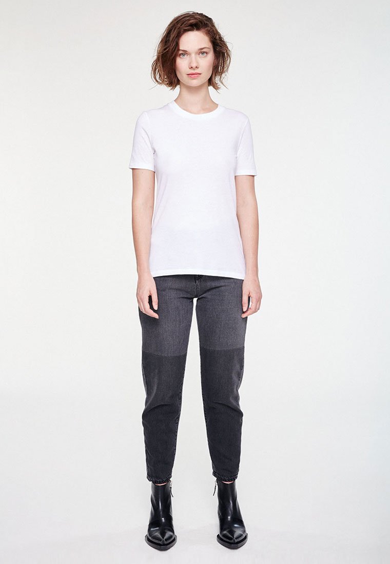 Damen LIDAA - T-Shirt basic Damen LIDAA - T-Shirt basic
