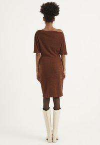 Herita - Sukienka etui