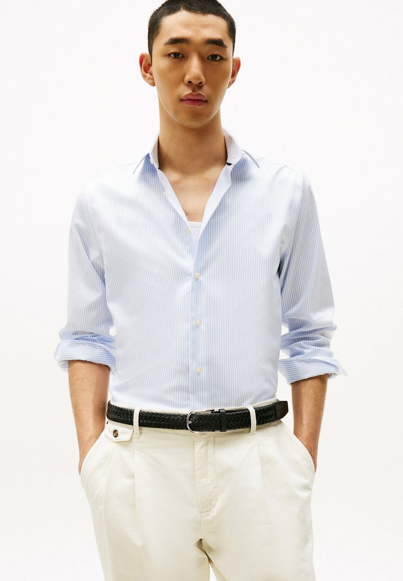 Tommy Hilfiger - SMART CASUAL REGULAR FIT STRIPE - Shirt - sweet blue white, Enlarge
