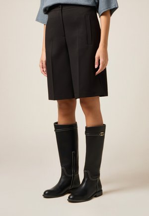 BERMUDA - Shorts - nero