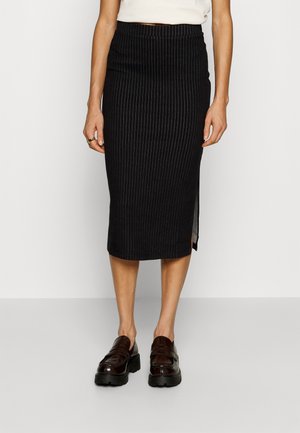 Vero Moda Tall VMMONI CALF SKIRT - Pencil φούστα - black/snow white