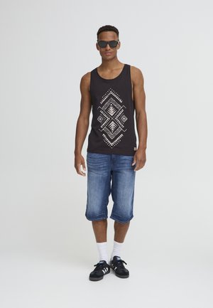SDISAAK - Top - black