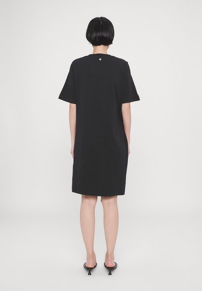 Nero Dress 10089