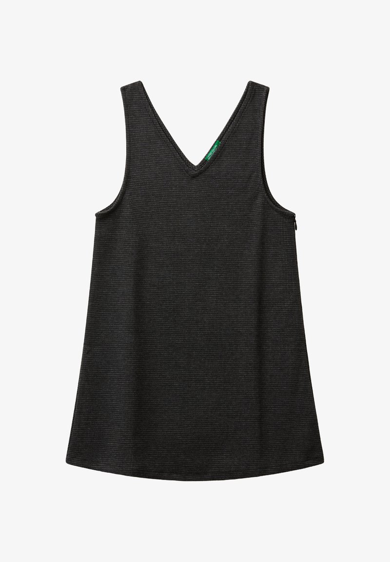 Ärmelloses, dunkelgraues, strukturiertes Kleid mit V-Ausschnitt und A-Linienform, das ein kleines grünes Stoffetikett nahe des Ausschnitts aufweist.