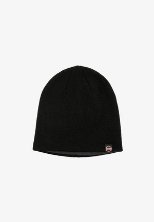 Must Noir kootud beanie, millel on soonikkoes, ümar ülemine osa ja küljele õmmeldud väike punane ja valge Colmar logo silt.