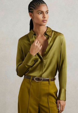 REGULAR FIT - AMEIRA CONCEALED-PLACKET - Blúzka so zapínaním na gombíky - light green