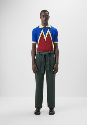 Lukhanyo Mdingi Παντελόνι - bottle green