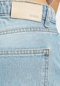 2Y Premium ANTONIA MOM  - Džínsy voľného strihu - blue