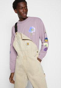 Carhartt WIP BIB OVERALL - Macacão de ganga - dusty brown faded