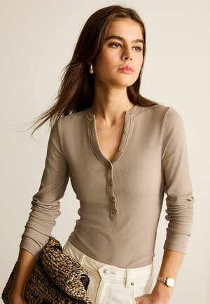 Next LONG SLEEVE REGULAR FIT - Top s dlouhým rukávem - taupe brown