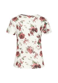 T-shirt à manches courtes à fleurs avec un fond blanc, des roses roses et bourgognes, des feuilles vertes et un col rond.