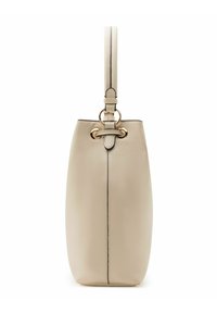 Borsa a secchiello in pelle beige con finitura texturizzata, cuciture verticali e accessori in oro. Dotata di una sola tracolla regolabile.