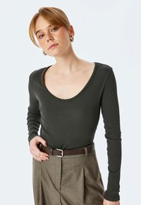 Koton Langarmshirt - anthracite