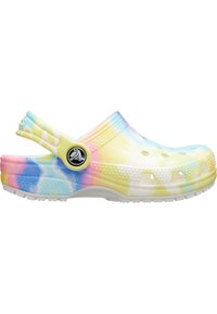 Kleurige klompen met een tie-dye patroon in pastelgeel, blauw en roze; gemaakt van lichtgewicht materiaal; voorzien van ventilatiegaten en een verstelbare band.
