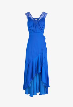 Blauwe jurk met kanten capmouwen en een wikkeldesign. Heeft een gelaagde, asymmetrische zoom en een gladde, vloeiende stofstructuur.