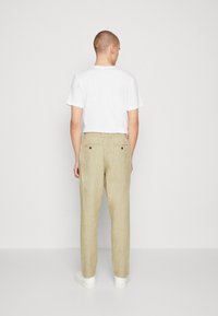 Selected Homme SLH SLIM TAPE BRODY PANT - Trousers - olive branch/oatmeal