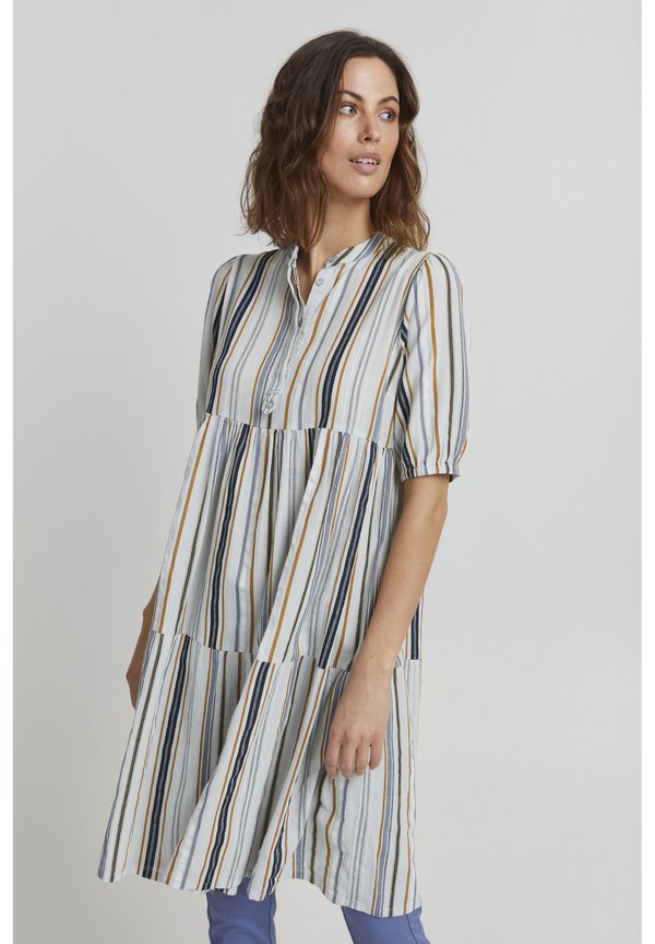 FRFANADJA - Shirt dress