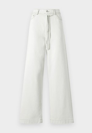 Witte wijde jeans gemaakt van denim, met een hoge taille, sluiting met een knoop aan de voorkant en een strikriem. Gladde textuur met minimale stiksels.