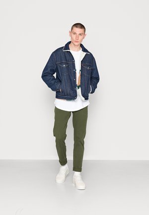 SHERPA TRUCKER - Kurtka jeansowa