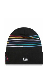 Schwarze Strickmütze mit mehrfarbigen horizontalen Streifen. Verfügt über einen umgeschlagenen Saum und ein kleines weißes Logo auf der Vorderseite. Weicher Stoff.