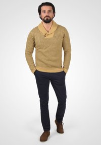 INDICODE JEANS IDCopent - Striktrøje - prairie sand